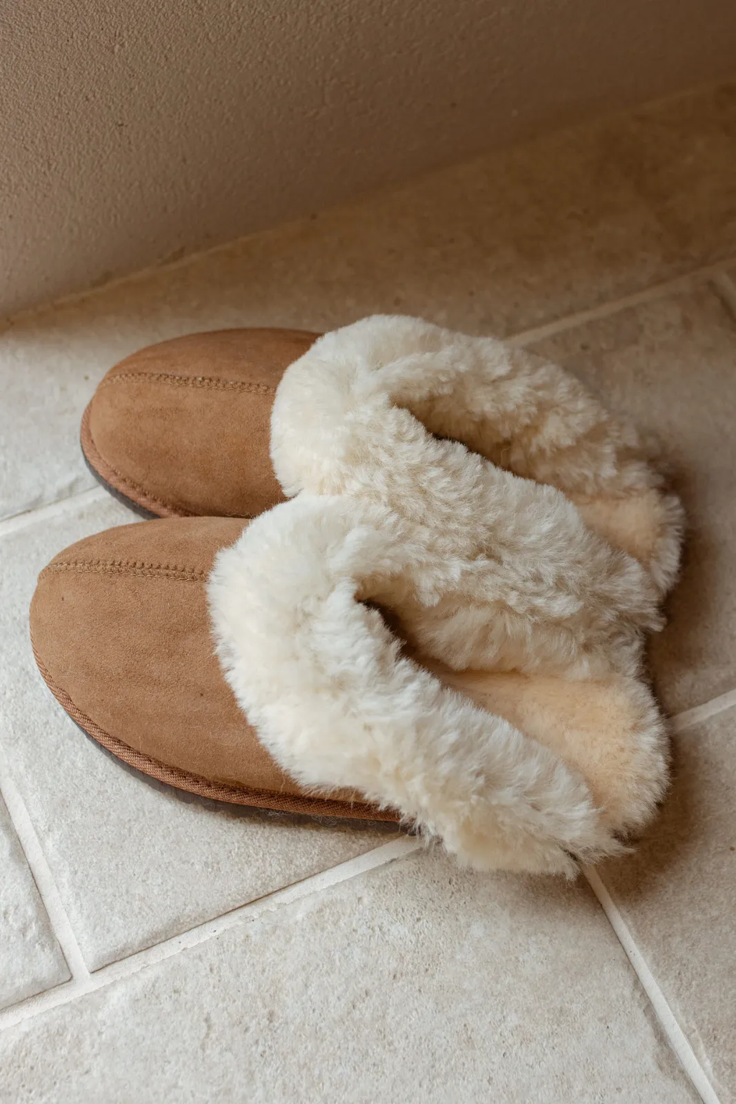 Bella Sheepskin Slipper- Chestnut