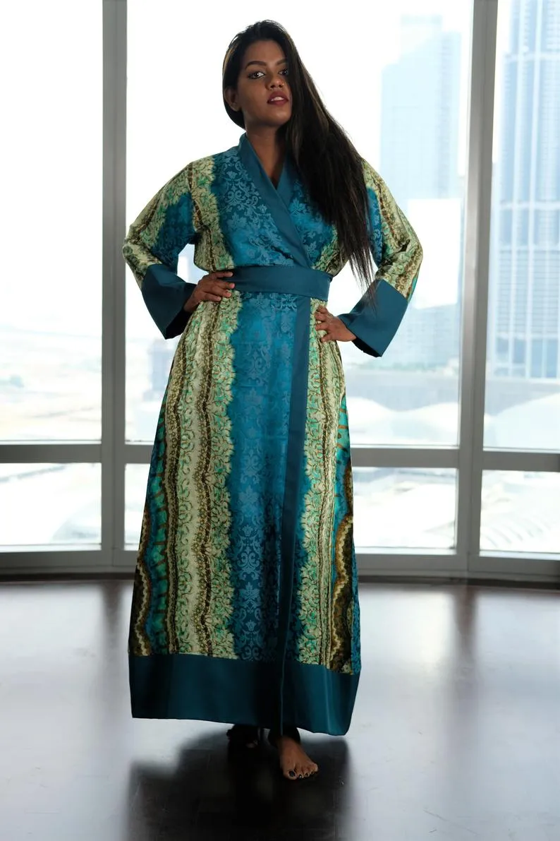 Chloe kimono robe