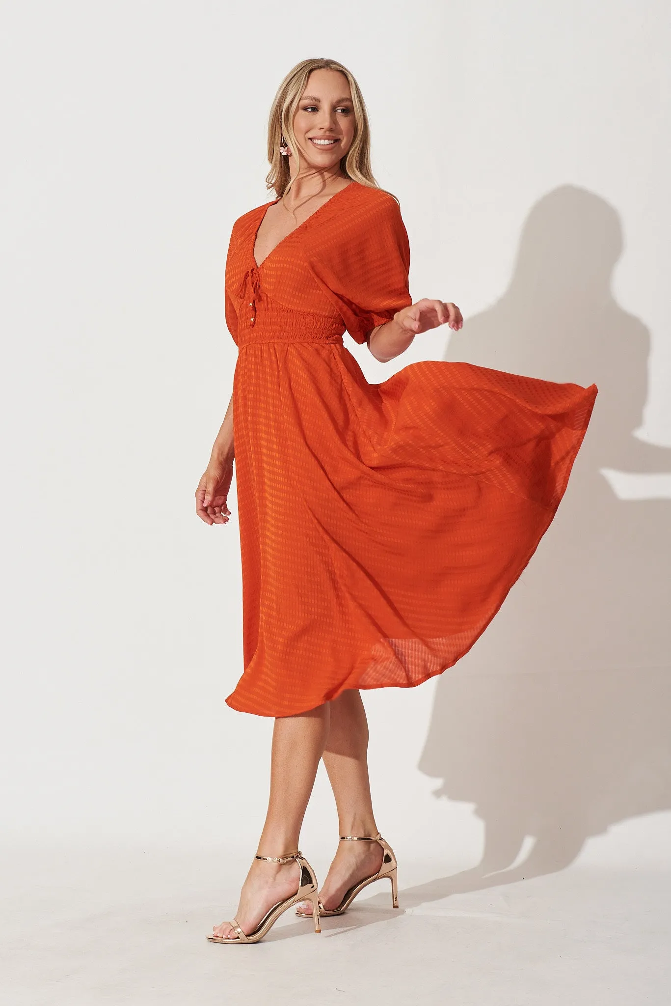 Darling Cove Midi Dress In Tangerine