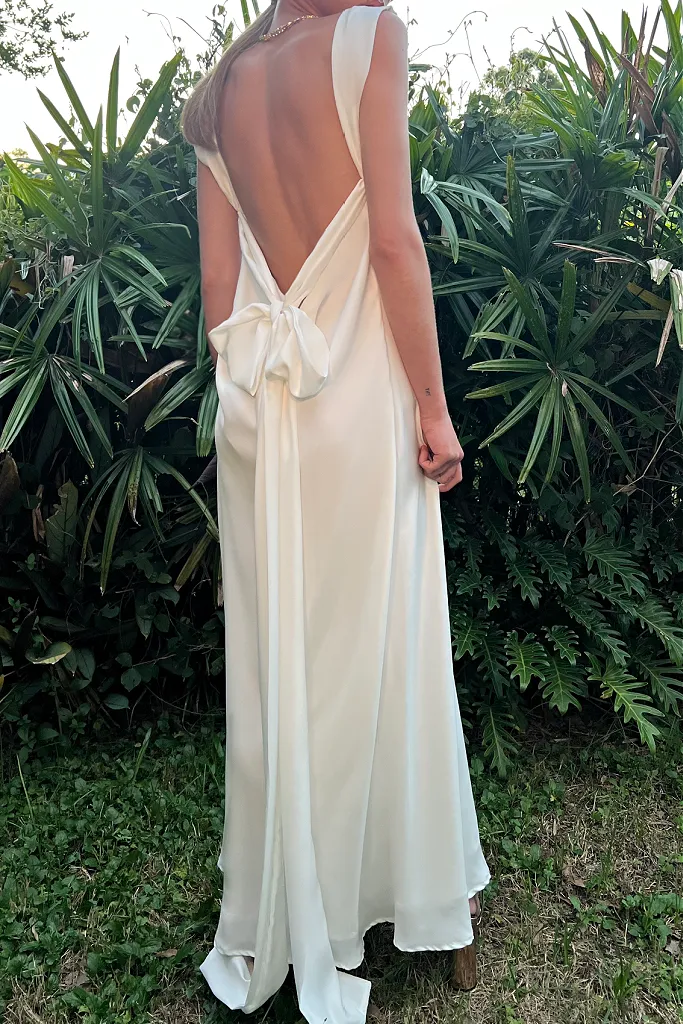 JULIETTE GOWN - PEARL SILK