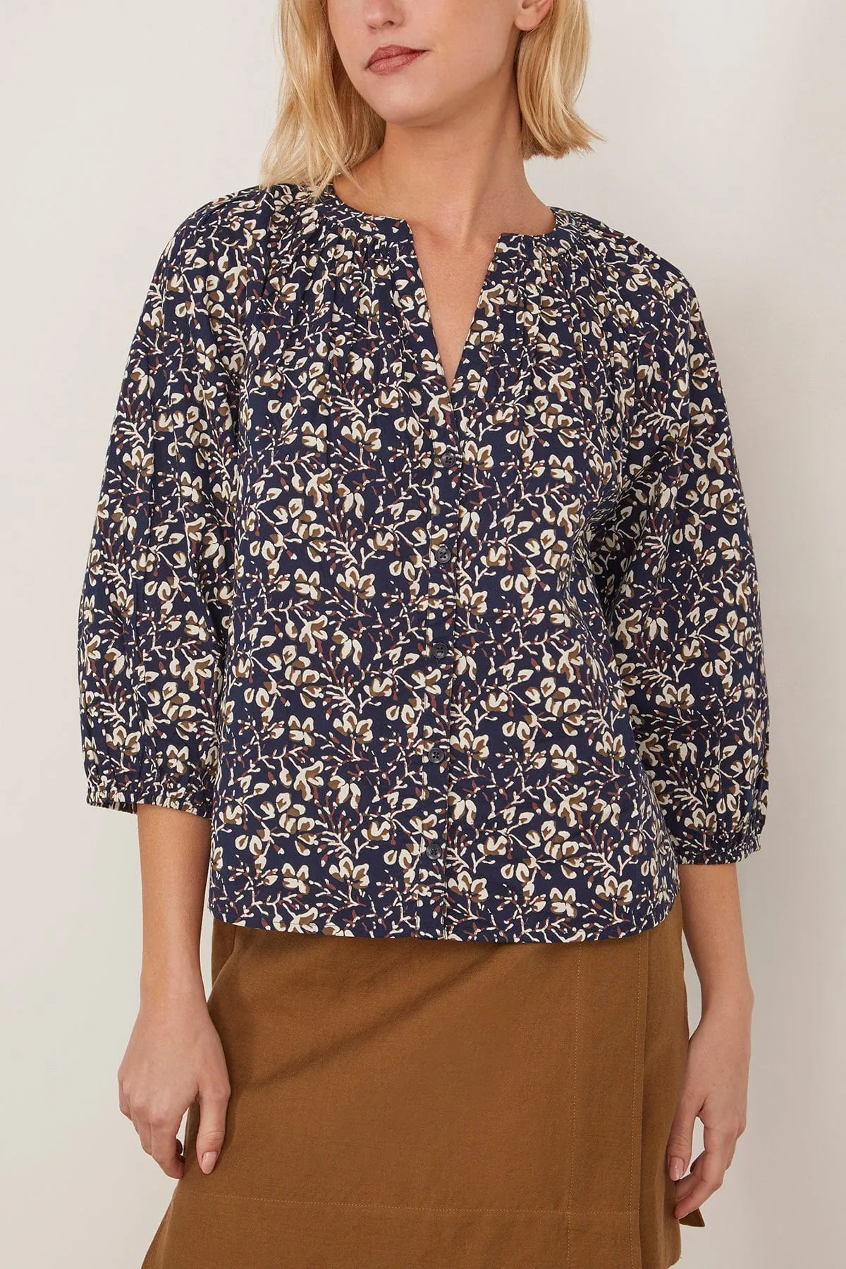 Mitte Top in Mira Floral Navy