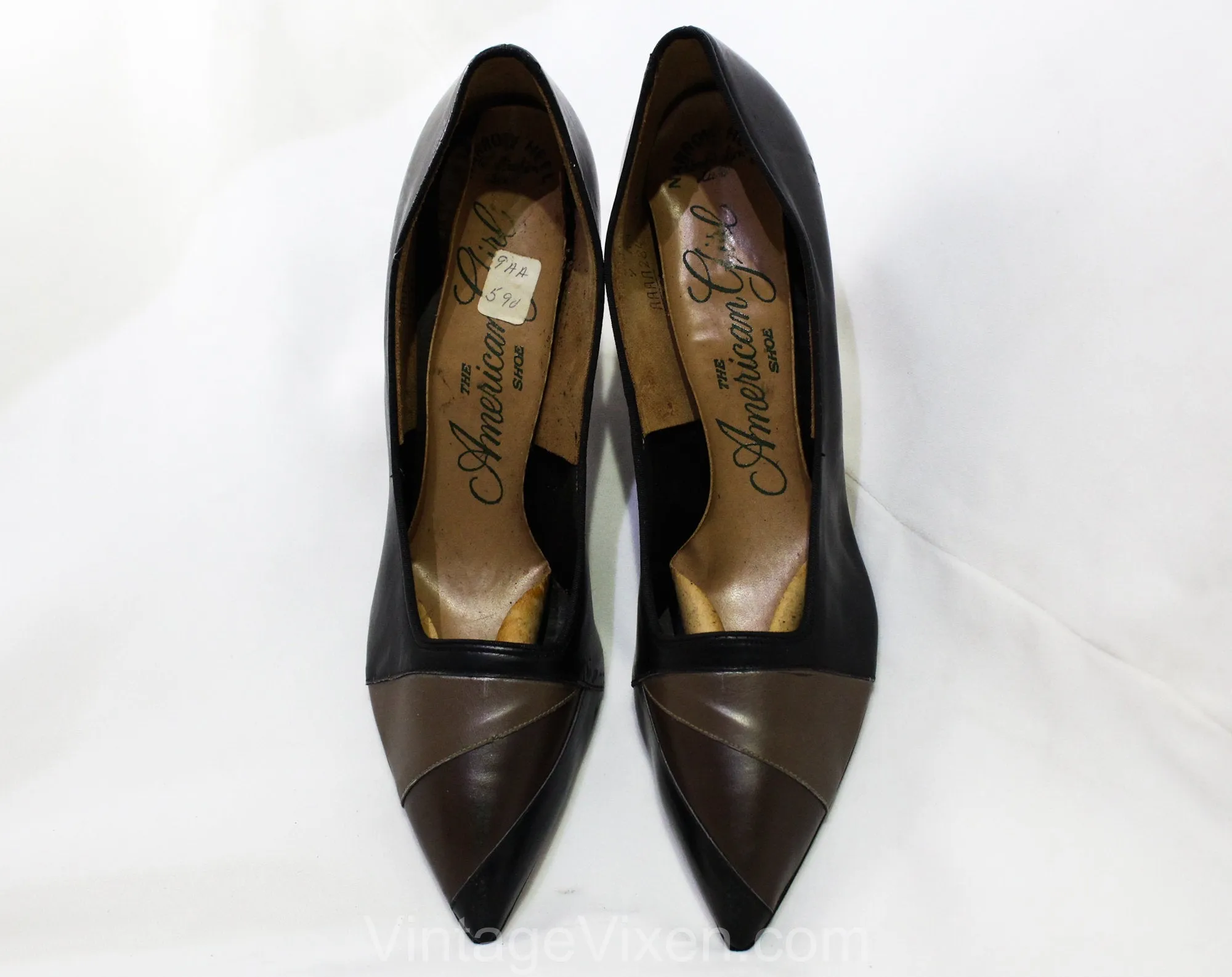 Size 9 1950s Stiletto Shoes - Unworn Deadstock 50s 60s Black & Mocha High Heels - Chic Leather Pumps with Geometric Mod Detail - 9AA Narrow