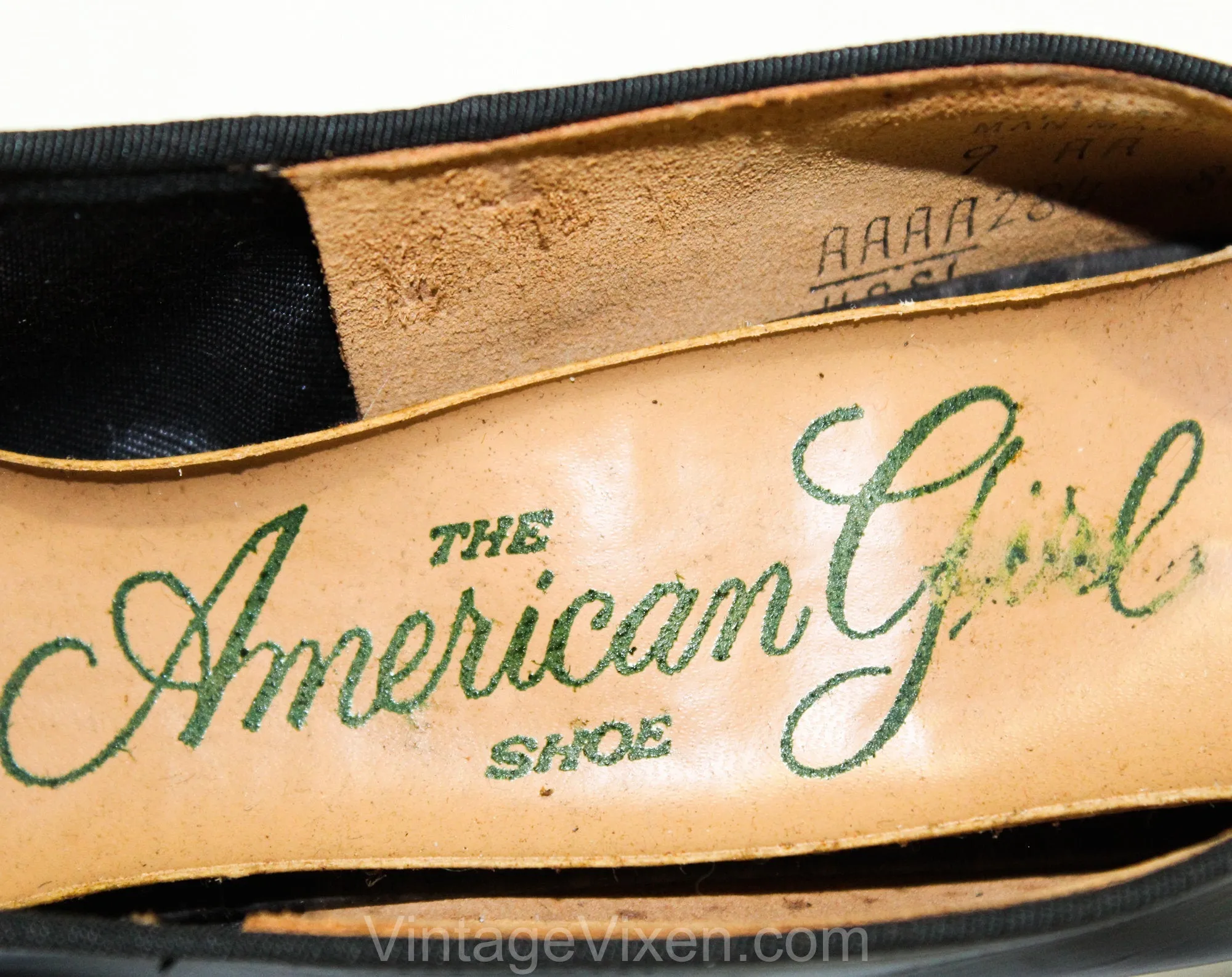 Size 9 1950s Stiletto Shoes - Unworn Deadstock 50s 60s Black & Mocha High Heels - Chic Leather Pumps with Geometric Mod Detail - 9AA Narrow