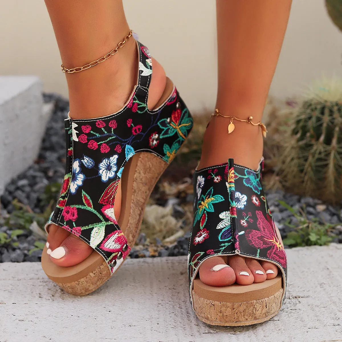 Sofía Bloom Platform Sandals